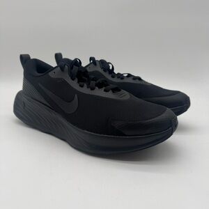 Nike Triple Black Running Shoes